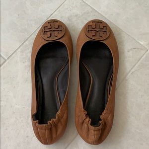 Tory Burch tan flats